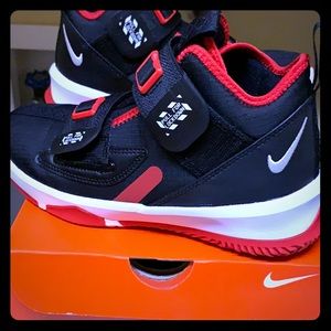 LEBBRON SOLDIER Xlll (GS) Nike. Brand New in Box